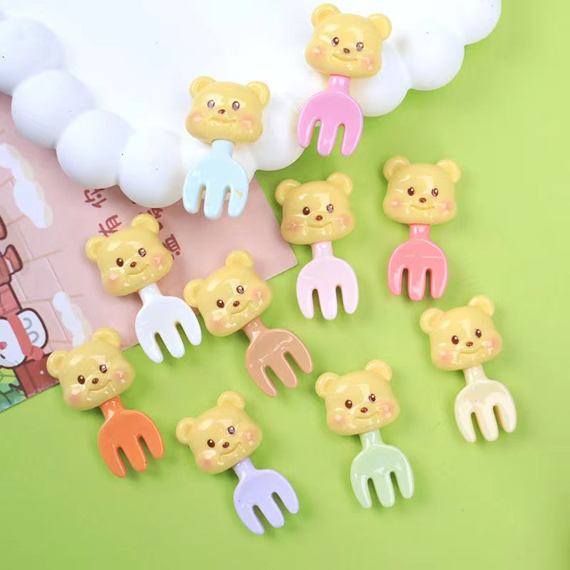 A.0024<限定<可愛いNiNi クマのフォークです(混色)