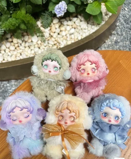 A. <0005> 新品限定SP 光织园かわいい人形です(预定)